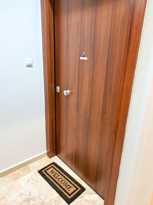 Luxury Suite Patras Exteriör bild