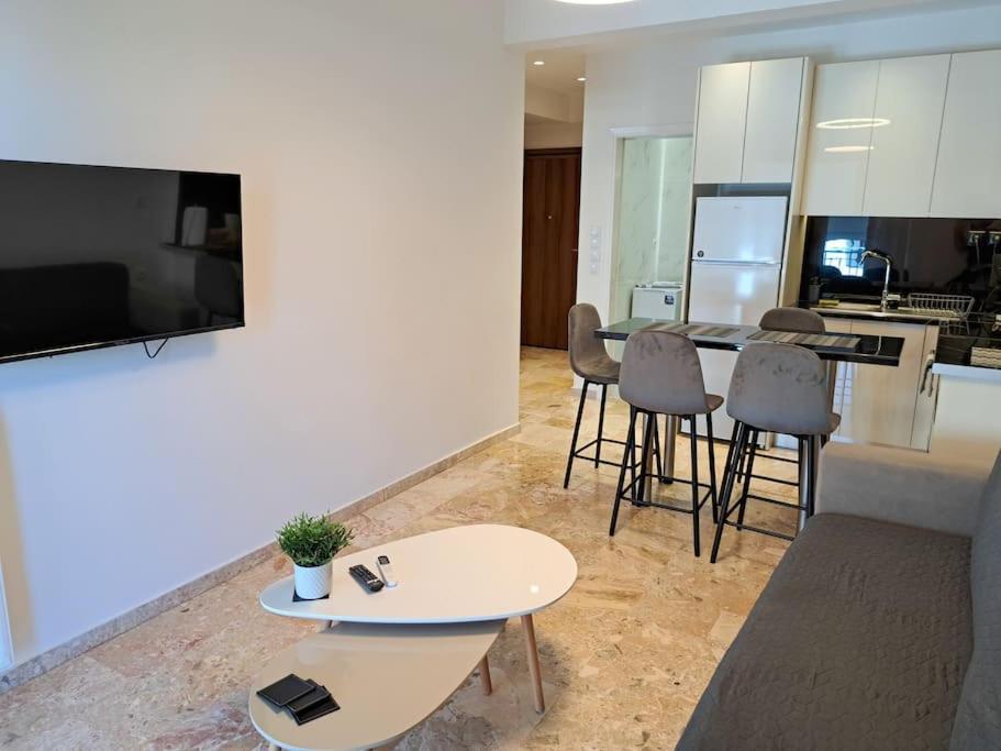 Luxury Suite Patras Exteriör bild